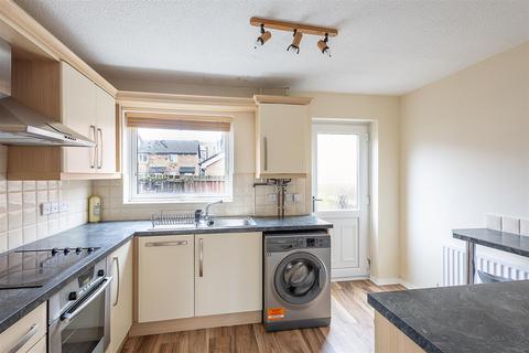 2 bedroom house to rent, Windmill Court, Spital Tongues, Newcastle upon Tyne