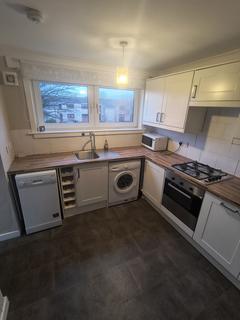 2 bedroom flat to rent, 15, Kingsknowe Place, Edinburgh, EH14 2EQ