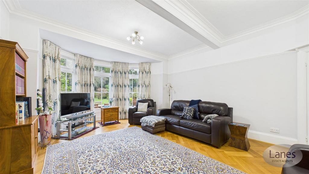 CAM04248 G0-PR0119-STILL010.jpg