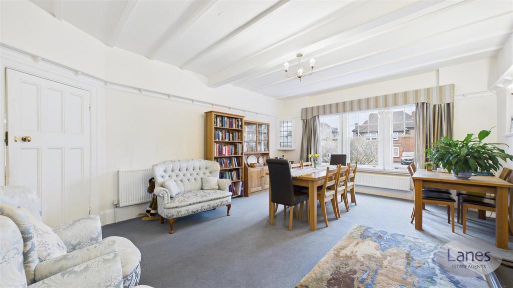 CAM04248 G0-PR0119-STILL006.jpg