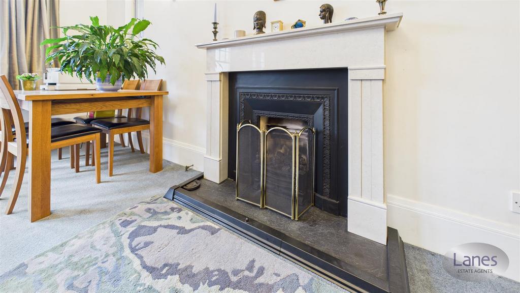 CAM04248 G0-PR0119-STILL007.jpg