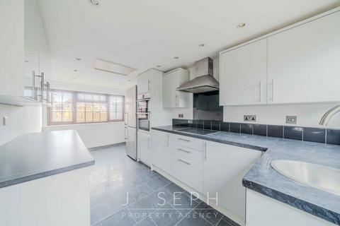 3 bedroom detached house for sale, Lower Harlings, Shotley Gate, IP9