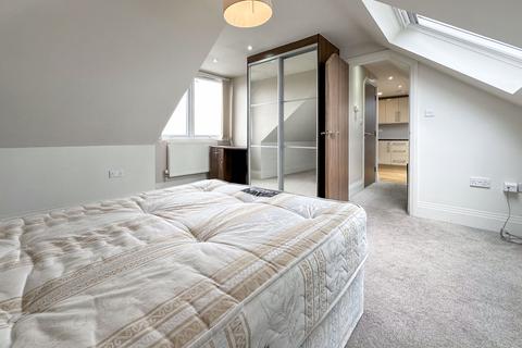 1 bedroom apartment to rent, Reet Gardens, Slough, Berkshire, SL1