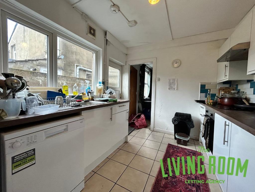 Kitchen 2