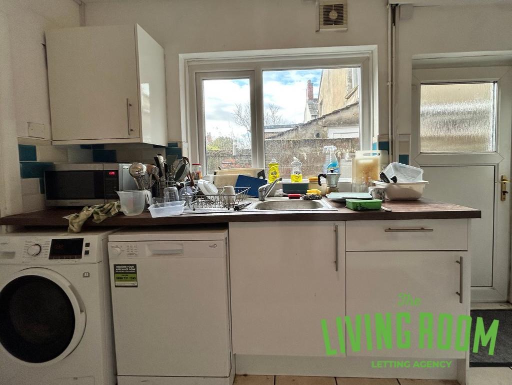 Kitchen 3