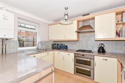 3 bedroom terraced house for sale, Lakeside, Snodland ME6
