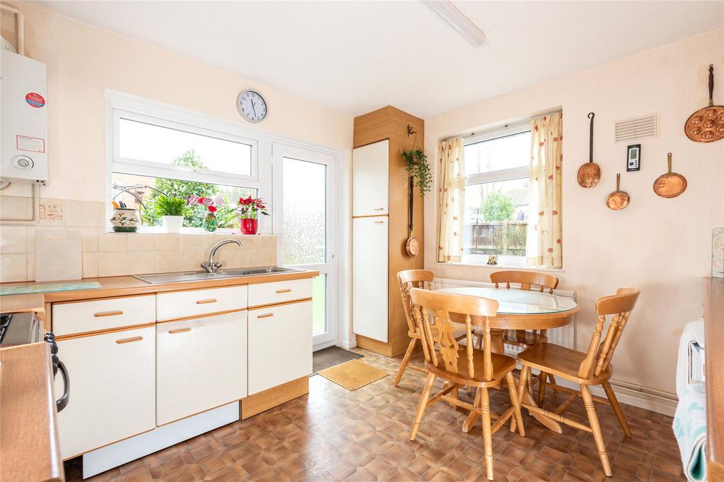 Kitchen/Breakfast Rm