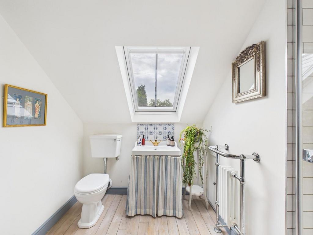 Ensuite Shower Room