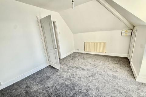1 bedroom flat to rent, 13 West Green Road, London N15