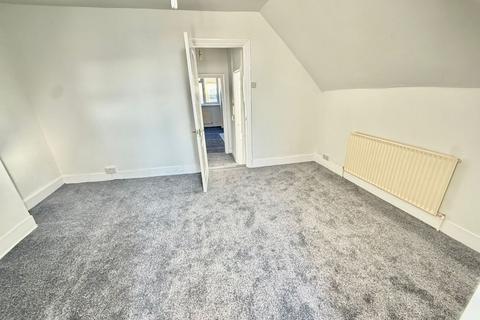 1 bedroom flat to rent, 13 West Green Road, London N15