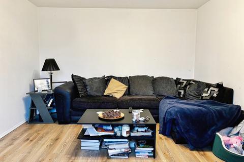 3 bedroom end of terrace house for sale, Chesters Avenue, Longbenton, Newcastle upon Tyne, NE12