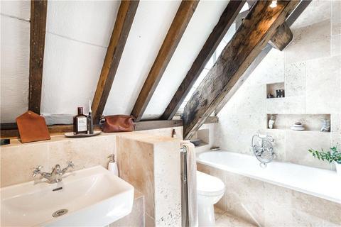 2 bedroom flat to rent, Mortlake High Street, London SW14