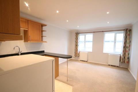 undefined, MIDDLE ROAD, LEATHERHEAD, KT22