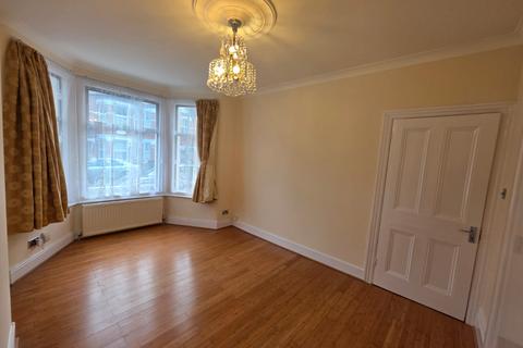 undefined, Derby Avenue, North Finchley, N12