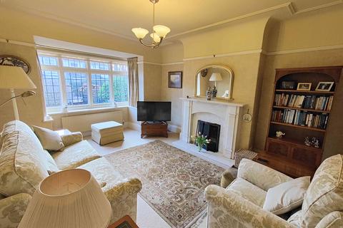 4 bedroom semi-detached house for sale, Newton Park, Brighouse HD6
