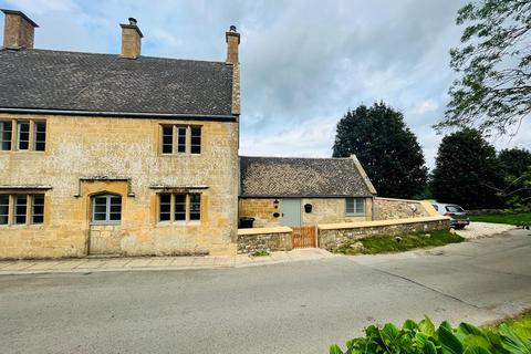 undefined, Willersey Hill, Saintbury, Broadway