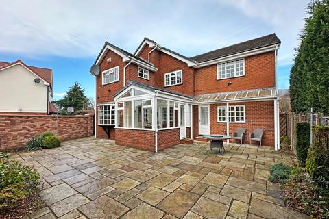5 bedroom detached house for sale, Wood Lane, TImperley