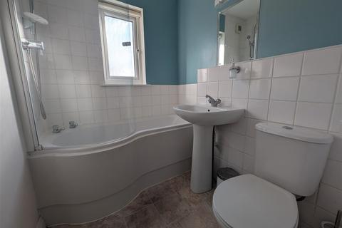 undefined, Creek Gardens, Wootton Bridge, PO33 4JX
