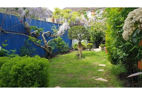 2 bedroom terraced house for sale, Caesars Road, Newport, PO30