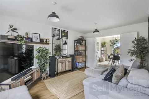 4 bedroom detached house for sale, Harvest Road, Market Harborough