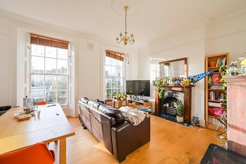 3 bedroom flat for sale, Kings Cross, Finsbury, London, WC1X