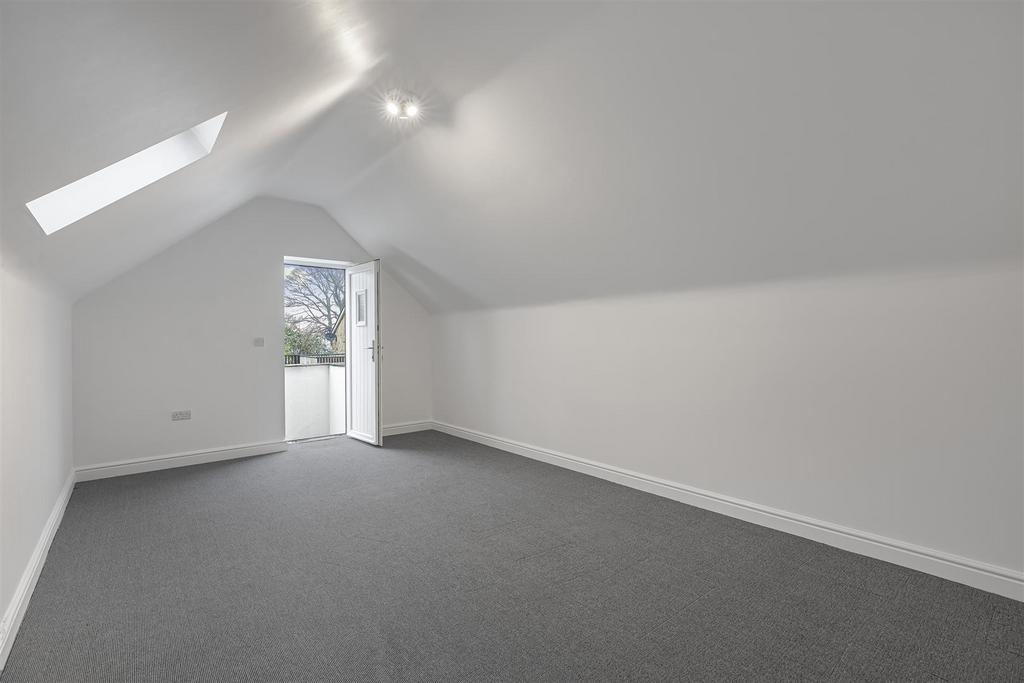 Garage Room.jpg