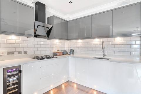 2 bedroom flat for sale, Terrace Road, Walton-On-Thames, KT12