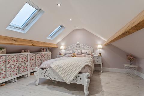 3 bedroom terraced house for sale, Lewis Terrace, Pontnewynydd, NP4