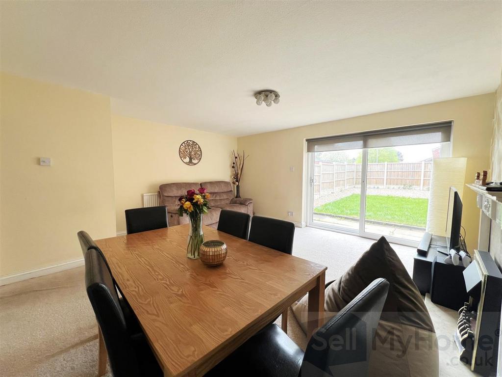 Living/Dining Room