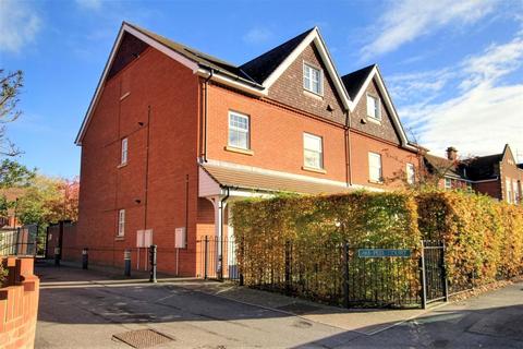 undefined, Peel Court, Pangbourne RG8
