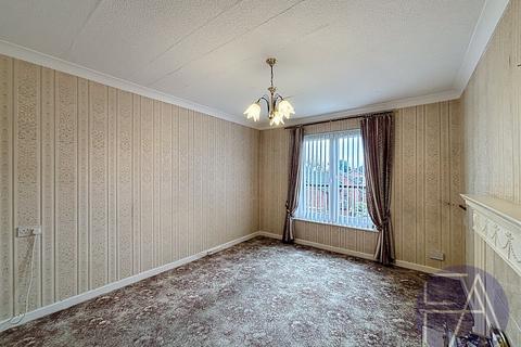 2 bedroom apartment for sale, Walmer Road, Merseyside PR8