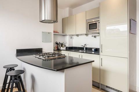 1 bedroom flat to rent, Lancaster Road, London W11