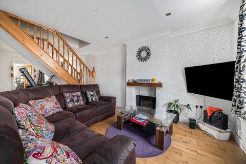 2 bedroom terraced house for sale, Orchard Road, Hounslow TW4
