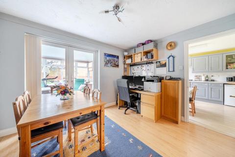 4 bedroom detached house for sale, Violet Grove,  Thatcham,  RG18,  RG18