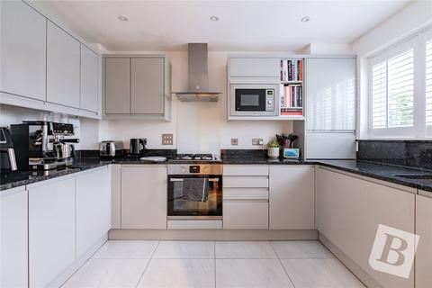 3 bedroom semi-detached house for sale, Elliots Close, West Horndon, Brentwood, Essex, CM13