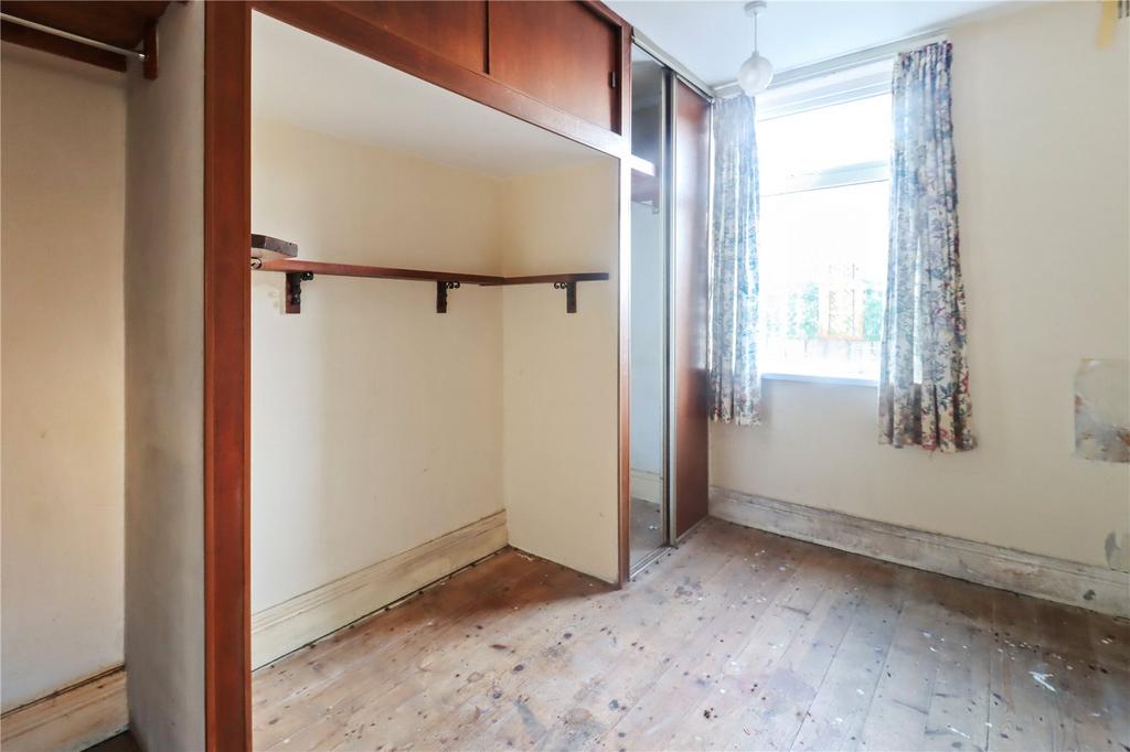 Bedroom T202512301428.jpg