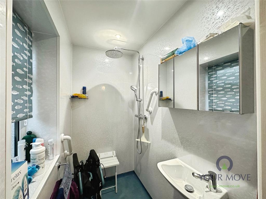 Annex Shower Room