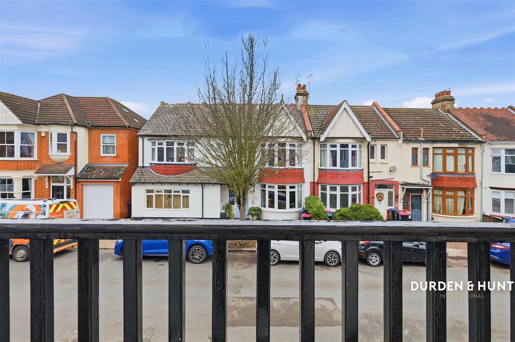 Lord Roberts Avenue