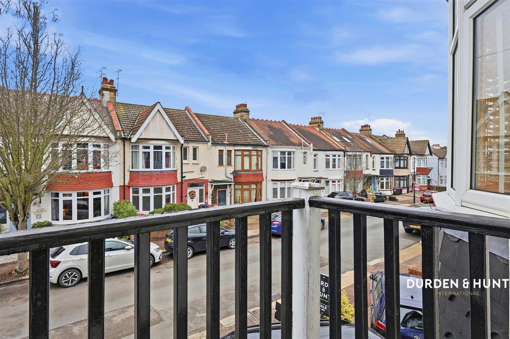 Lord Roberts Avenue
