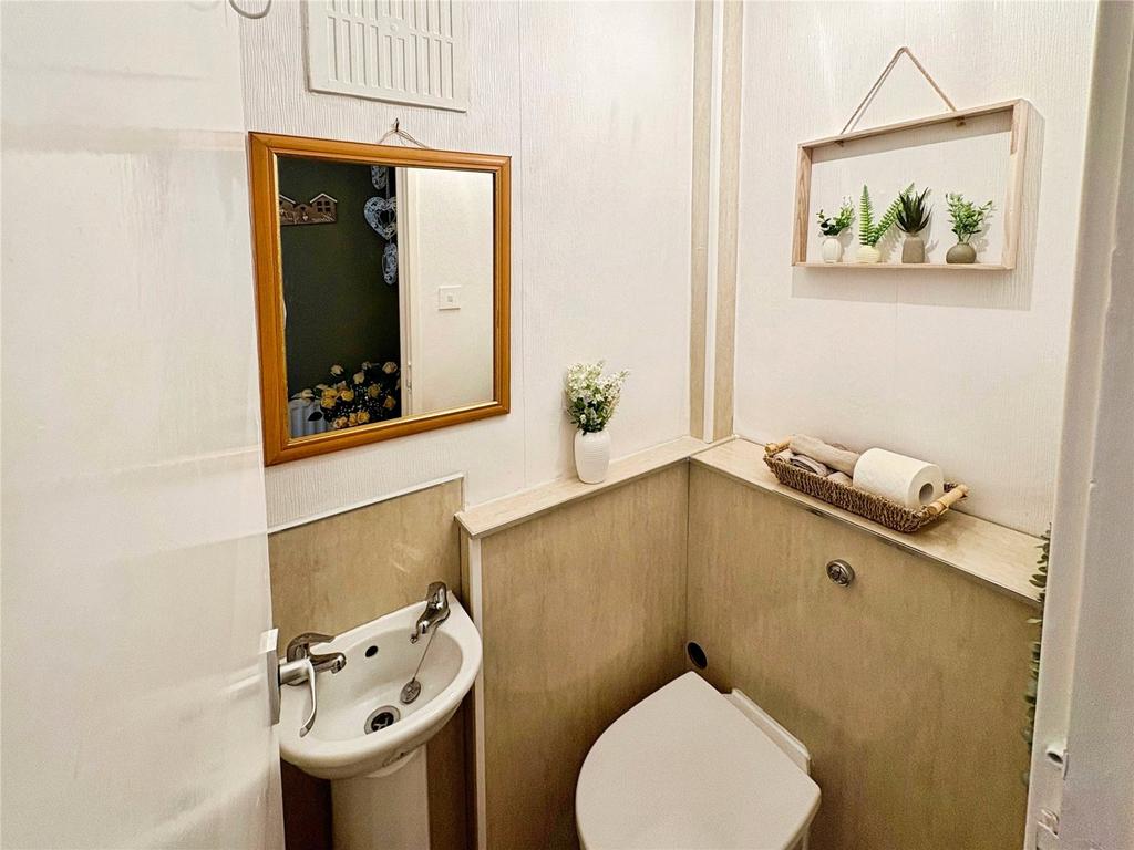 Bathroom W/C
