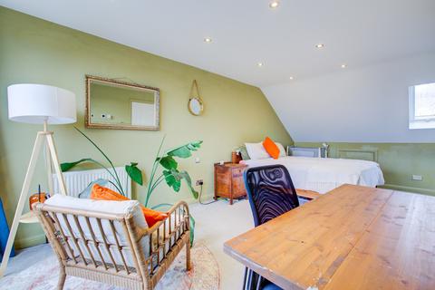 undefined, Woodfield Park Drive, Leigh-on-sea, SS9