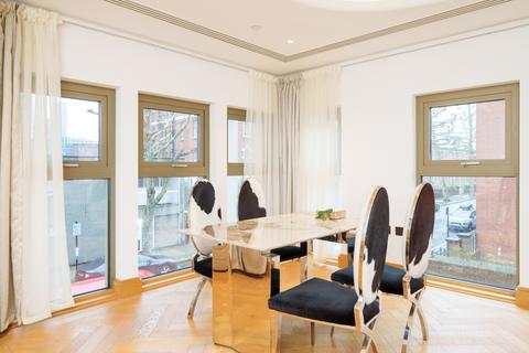 3 bedroom apartment to rent, Abell House, 31 John Islip Street, London, SW1P