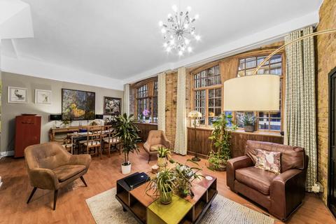 2 bedroom apartment for sale, Telfords Yard, London E1W