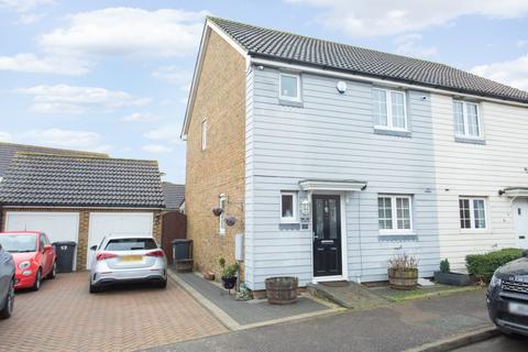 3 bedroom end of terrace house for sale, Pochard Crescent, Herne Bay, Kent, CT6
