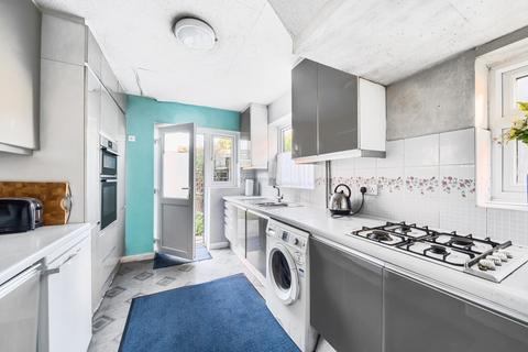 4 bedroom semi-detached house for sale, Thornhill Way, Shepperton, TW17