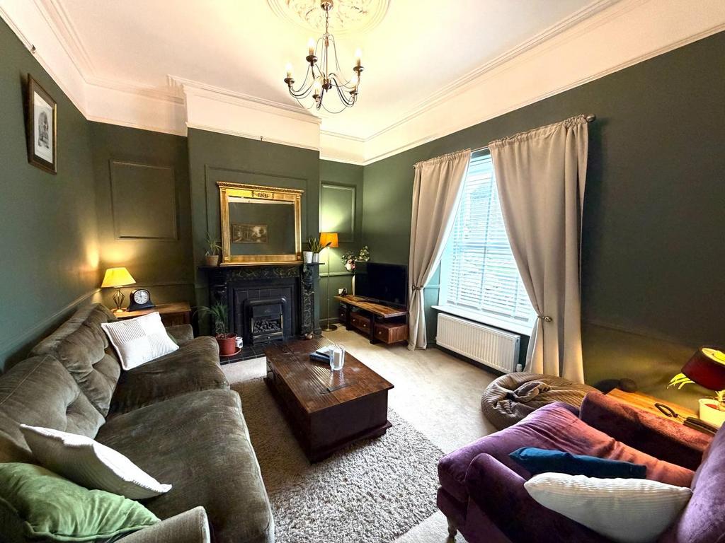 Living Room.JPG