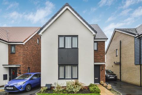4 bedroom detached house for sale, Roberts Drive, Haverhill CB9