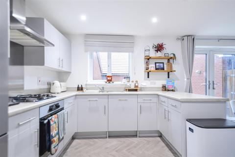 4 bedroom detached house for sale, Roberts Drive, Haverhill CB9
