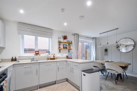 4 bedroom detached house for sale, Roberts Drive, Haverhill CB9