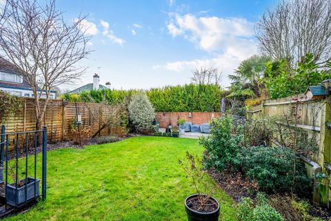 3 bedroom detached house for sale, Kingswood Road, Tadworth KT20